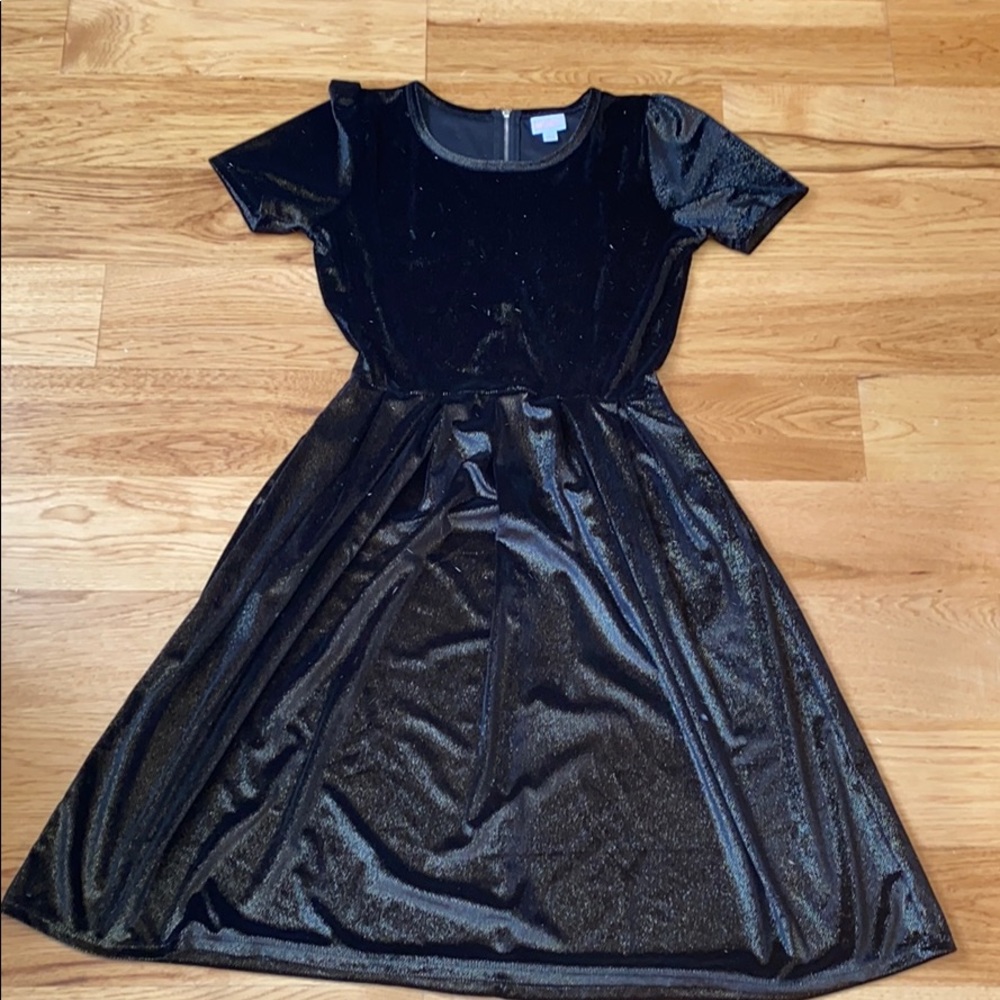 LULAROE VELVET AMELIA DRESS